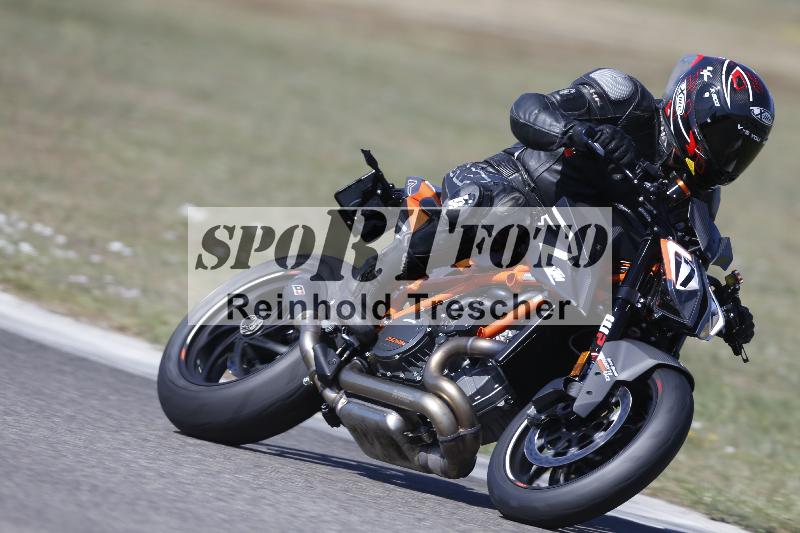 /35 07.08.2026  Discover the Bike ADR/Race 3 rot/72